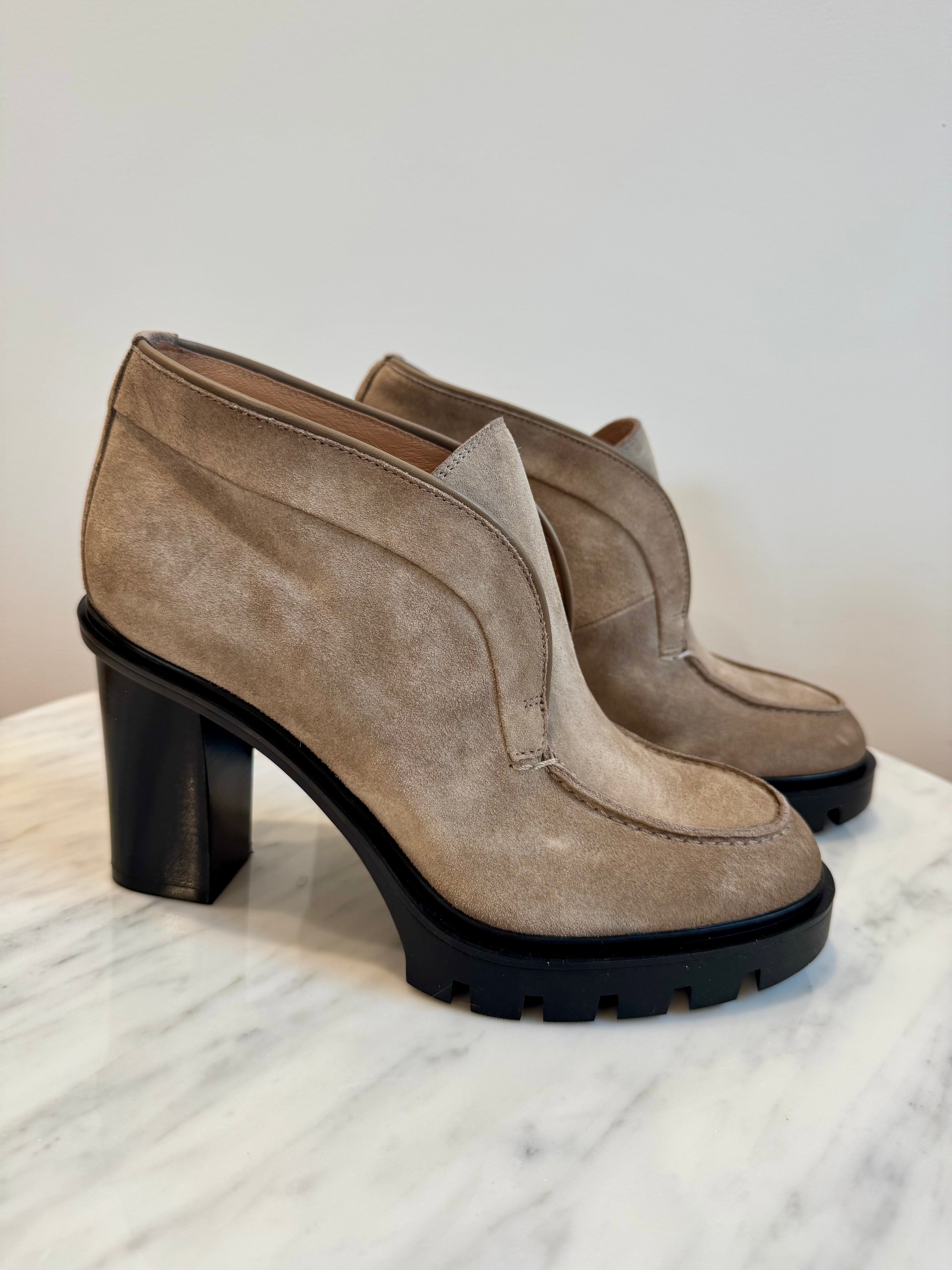 Santoni 75MM Suede Lug-Sole Booties